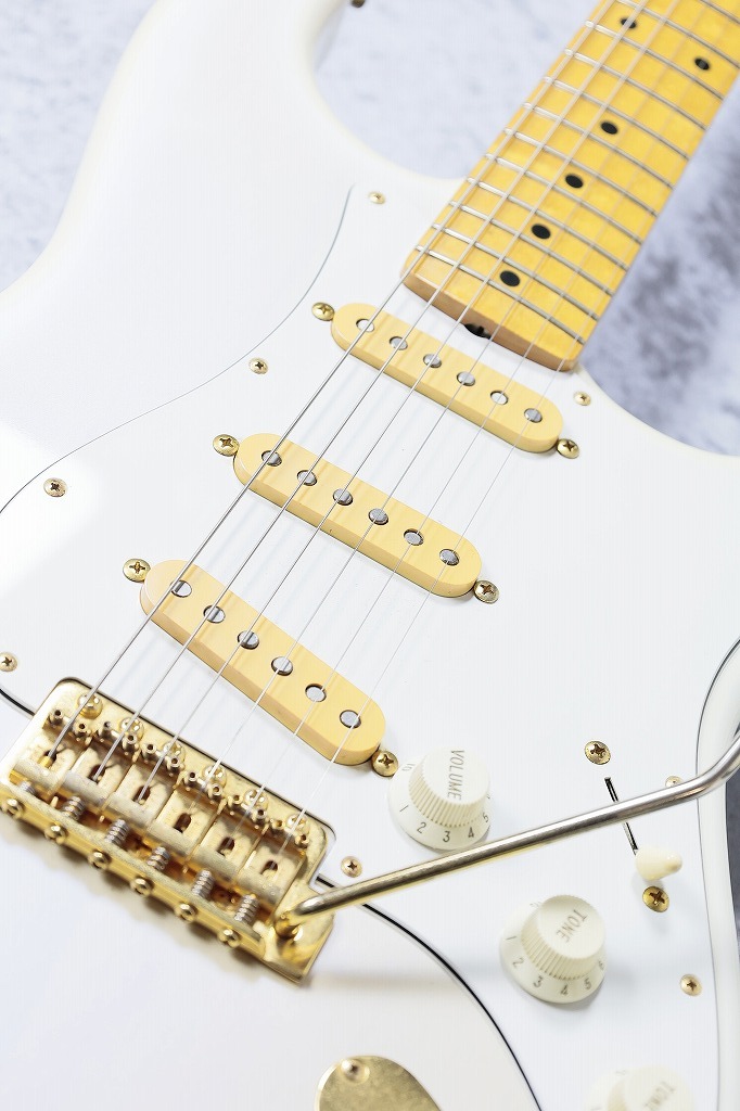 Fender Japan 【夏の中古祭り】ST-80SPL -White Blue Veivet