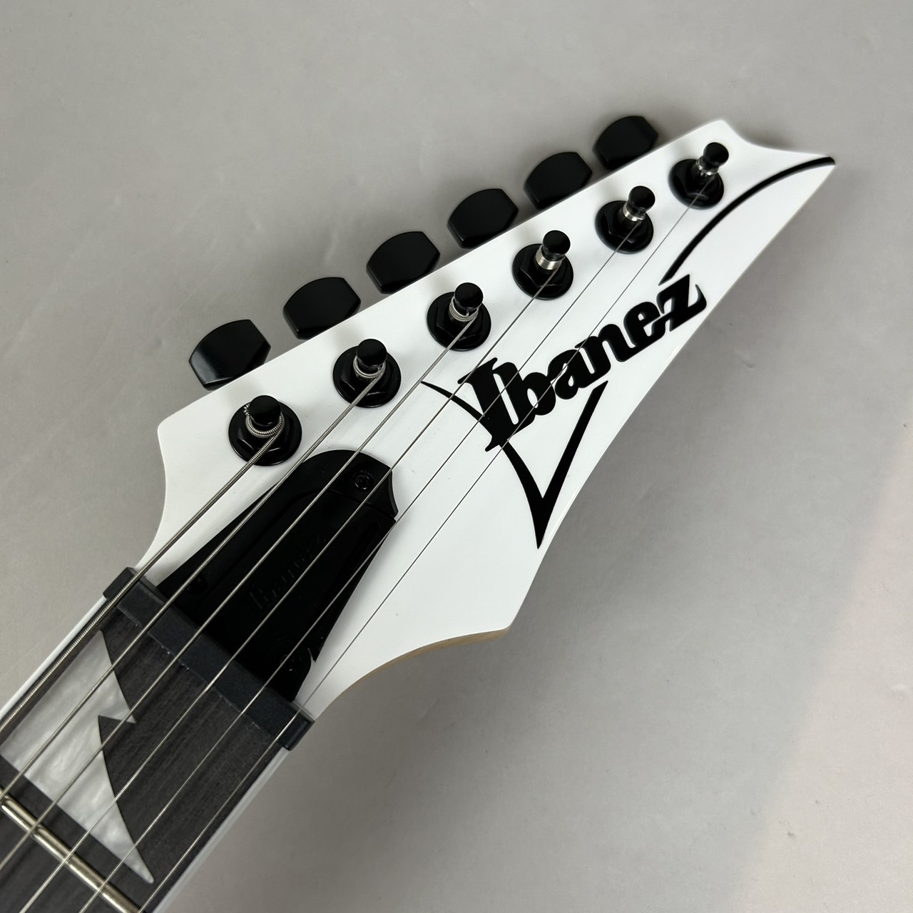 Ibanez RGV250 WH ホワイト エレキギター ストラトキャスタータイプ 