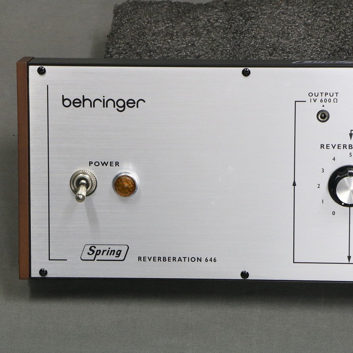 Behringer REVERBRATION 646 スプリングリバーブ BEHRINGER ( ベリンガー ) SPRING REVERBERATION 646 送料無料