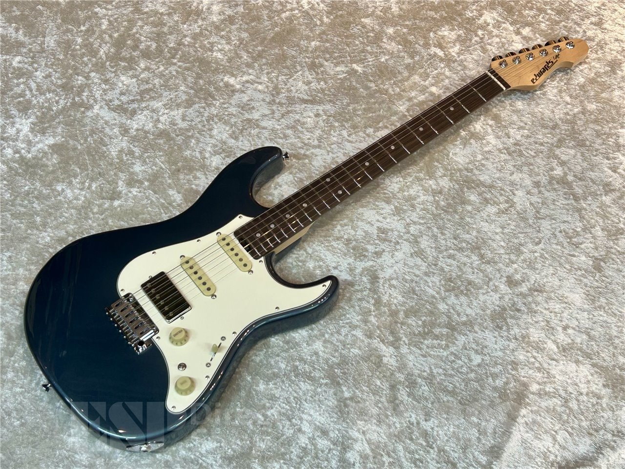 EDWARDS E-SNAPPER-AL/R (Supreme Blue)（新品/送料無料）【楽器検索