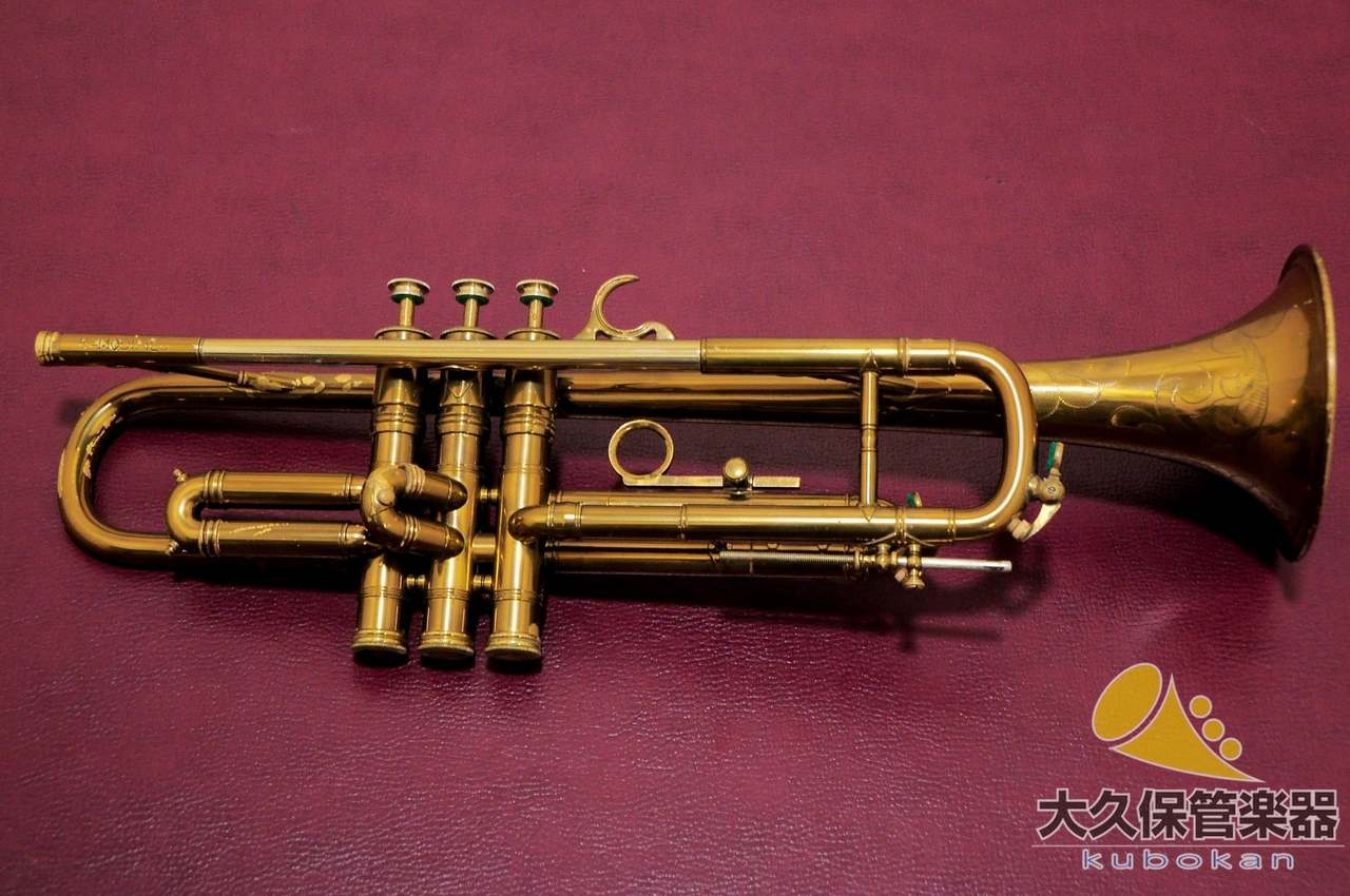 Selmer 社製CADETモデルのトランペット Selmer 社製CADETモデルの