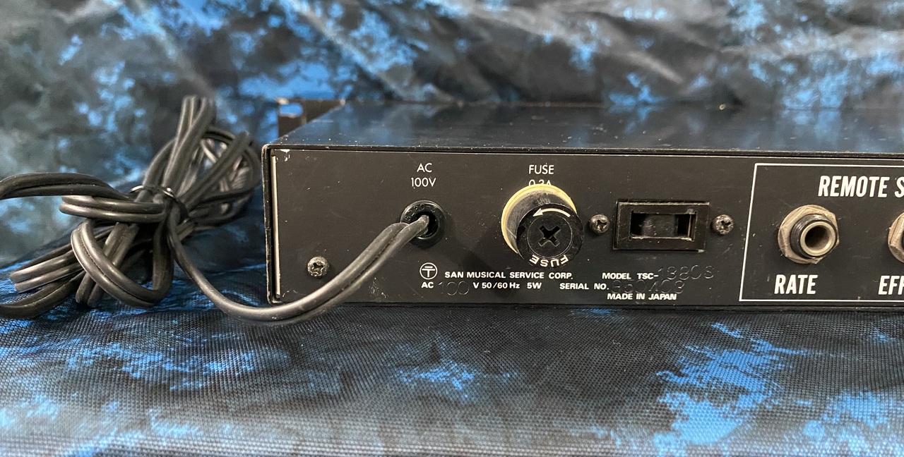 【希少】SONG BIRD TSC-1380S 送料込み！ SongBird TSC 1380S TRI STEREO CHORUS SPLITTER（中古）【楽器