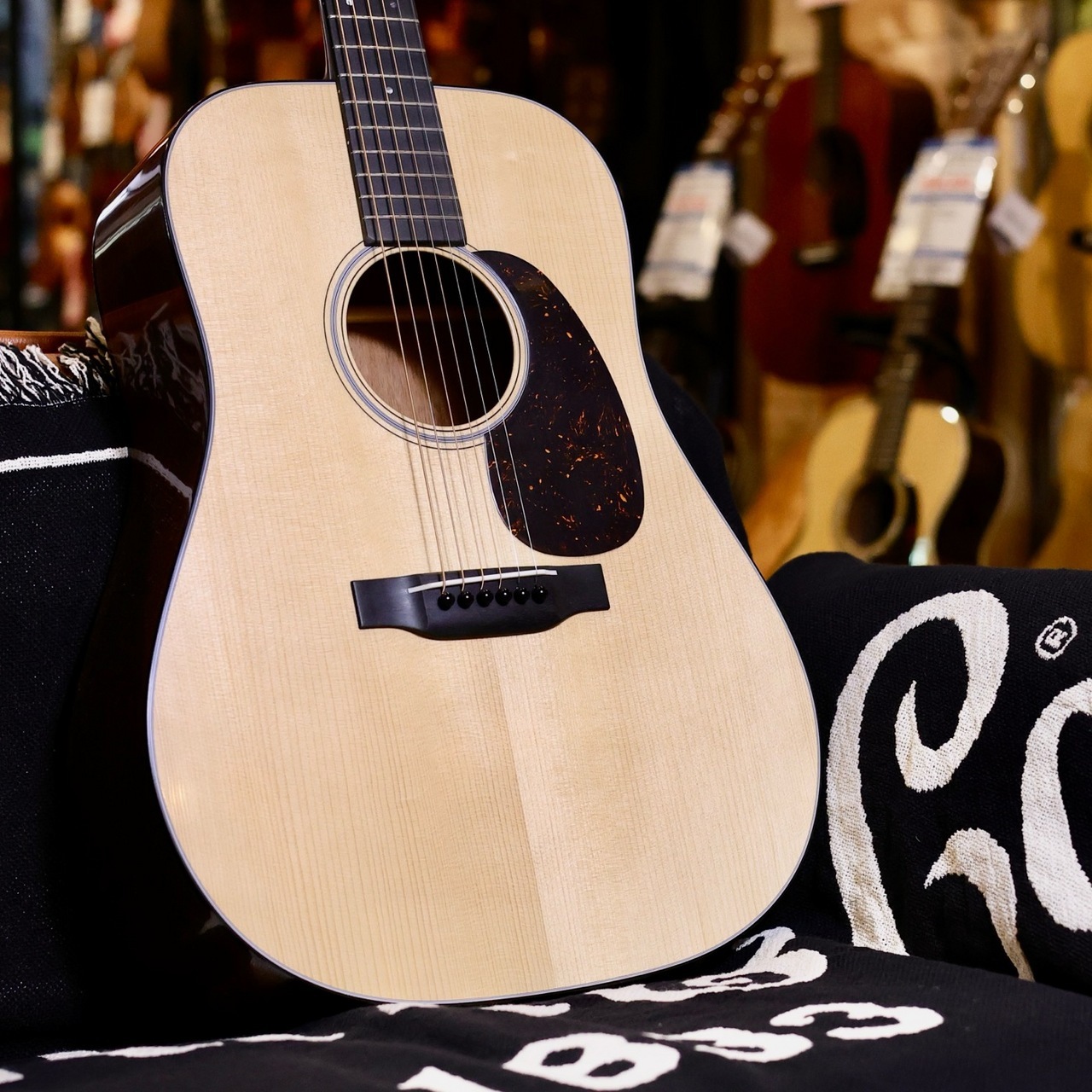 Martin D-18Authentic 1937 #2844372【D-18の極致】【クロサワ本店