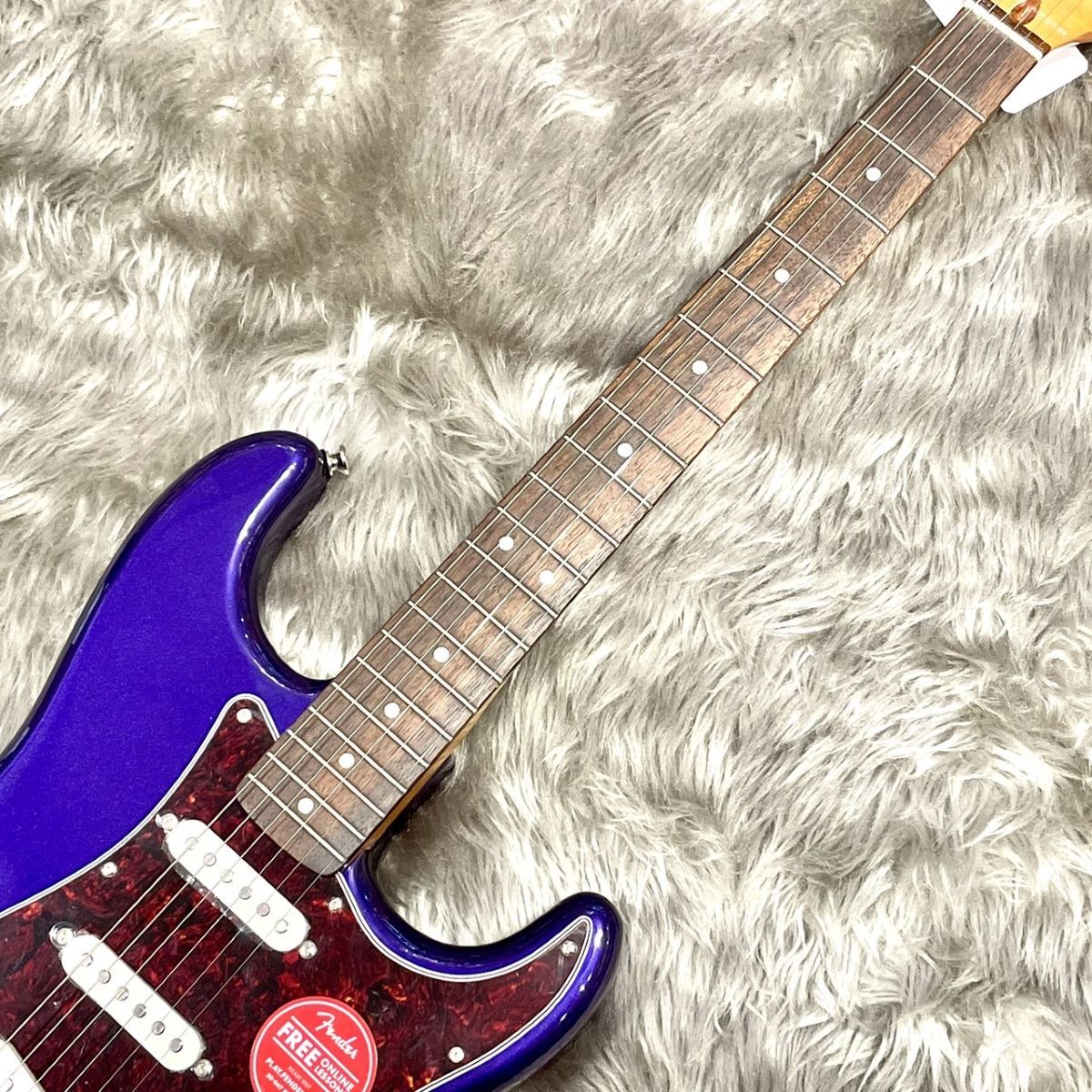 Squier by Fender FSR Classic Vibe '60s Stratocaster Purple