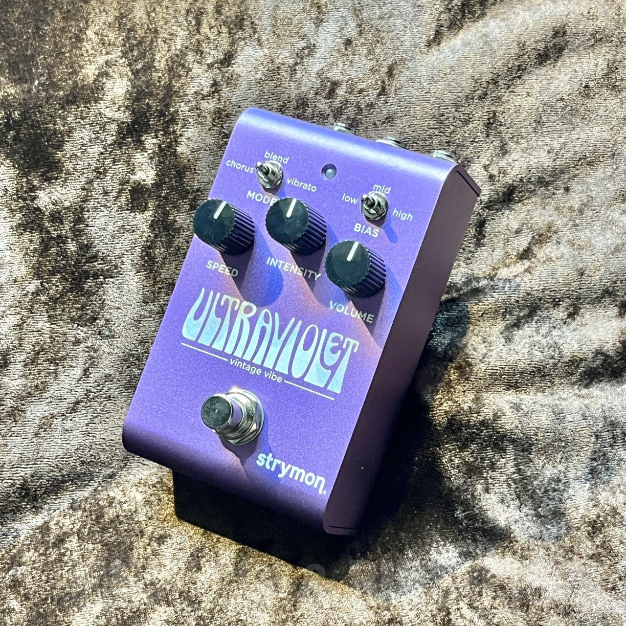 strymon UltraViolet（新品/送料無料）【楽器検索デジマート】