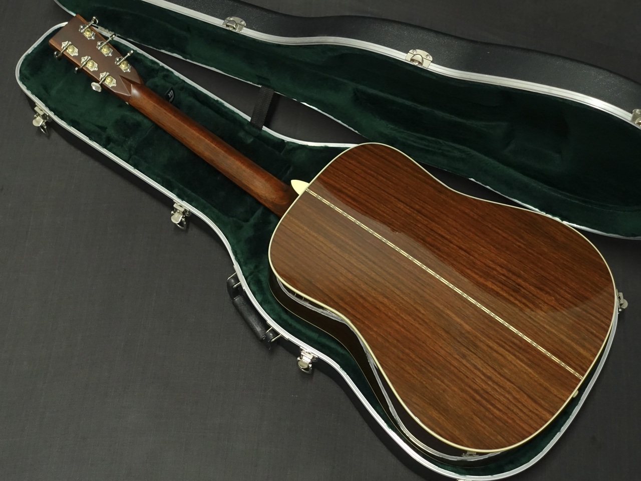 Martin D28 Standard 2018年製 Martin Standard Series D-28 (2018 - 2024) | Reverb