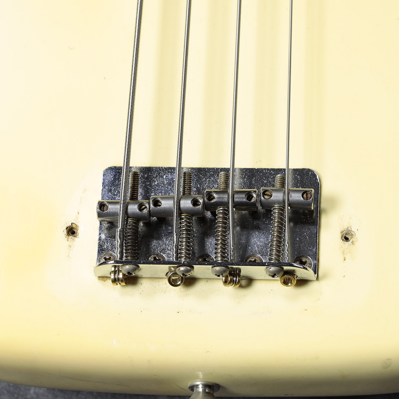 Fender 1979-81 Precision Bass - Olympic White -【4.55kg 