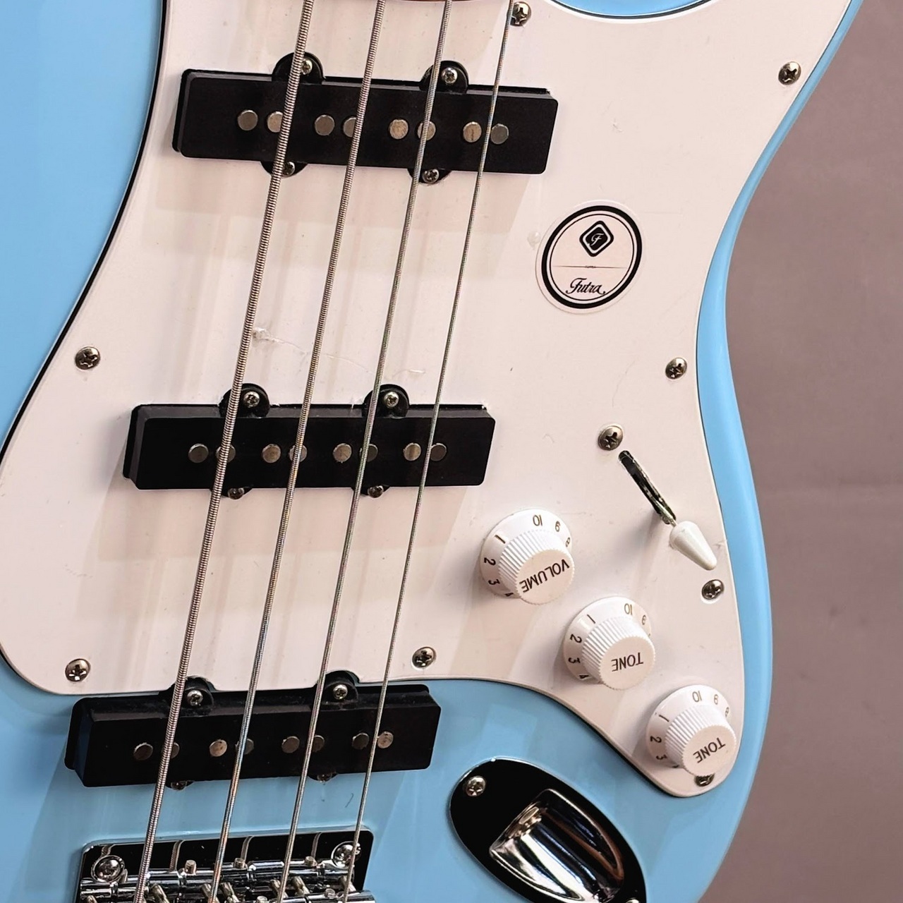 Futra ストラトベース サンバースト Futra FJS-500 3TS エレキベース ストラトシェイプ 3