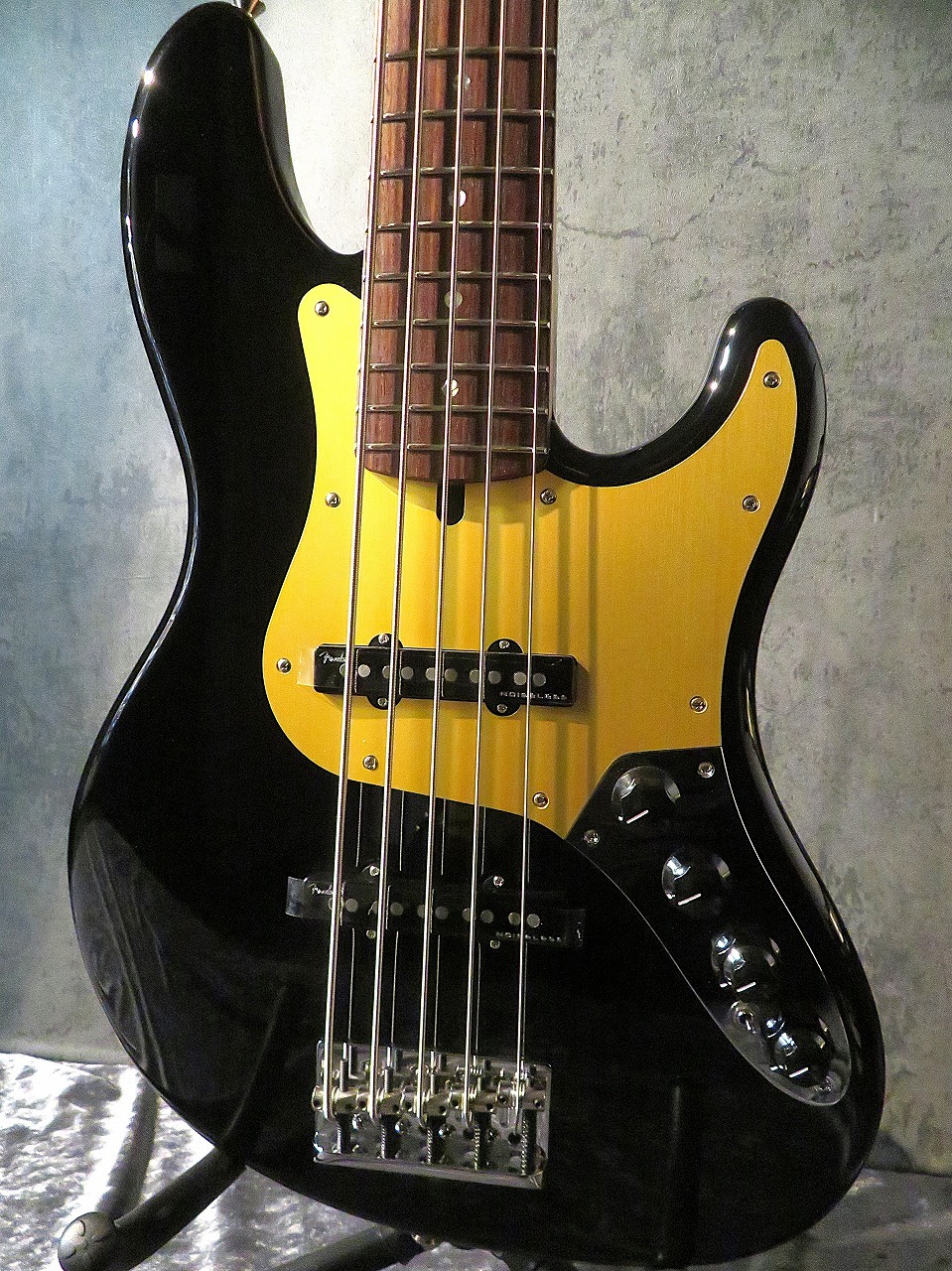 Fender 【待望の入荷!!】Deluxe Jazz Bass V Kazuki Arai Edition