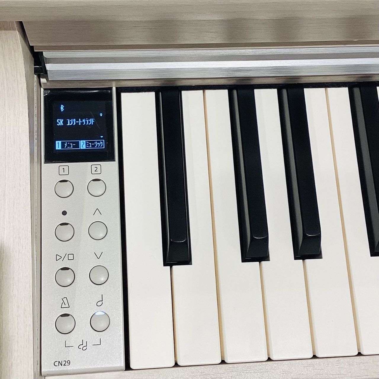 値下げ！美品！KAWAI デジタルピアノ CN29 KAWAI DIGITAL PIANO CN29LO [プレミアムライトオーク調] 価格比較