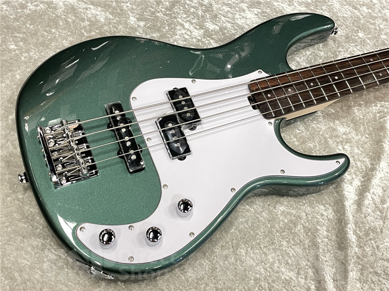 ベース Grass Roots G-AP-PJ (llic Green) Grass Roots G-AP-PJ (Metallic Green) ｜イケベ楽器店