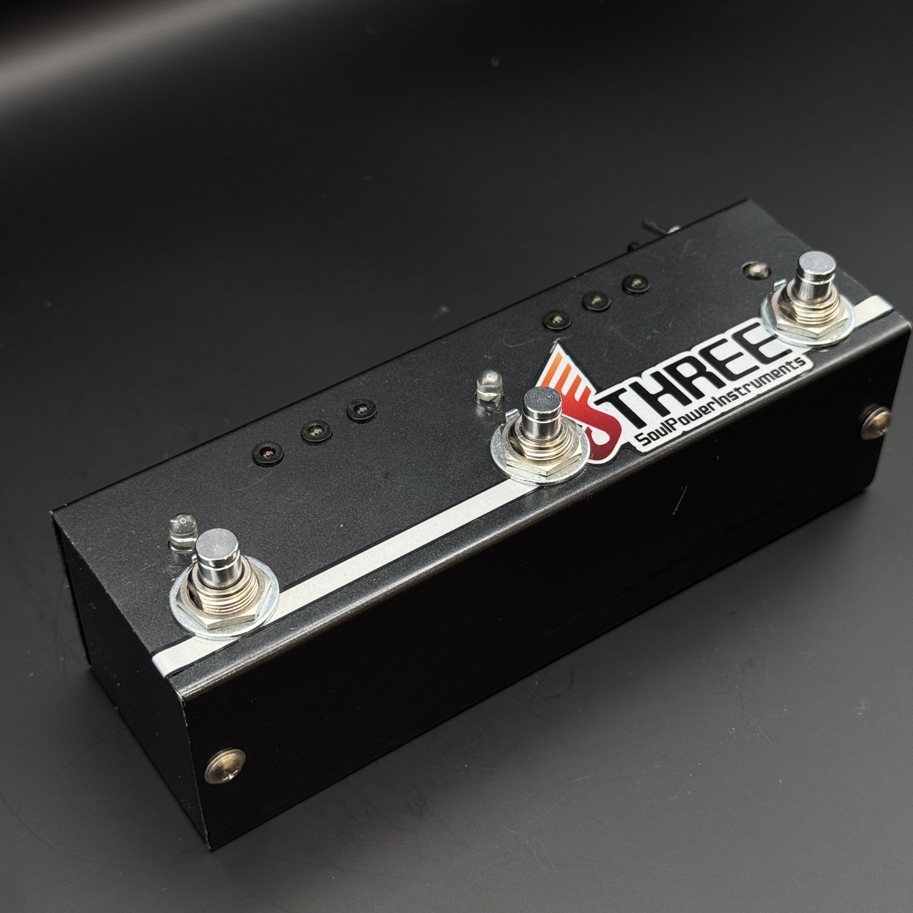Soul Power Instruments 【現物写真】THREE【3chループスイッチャー