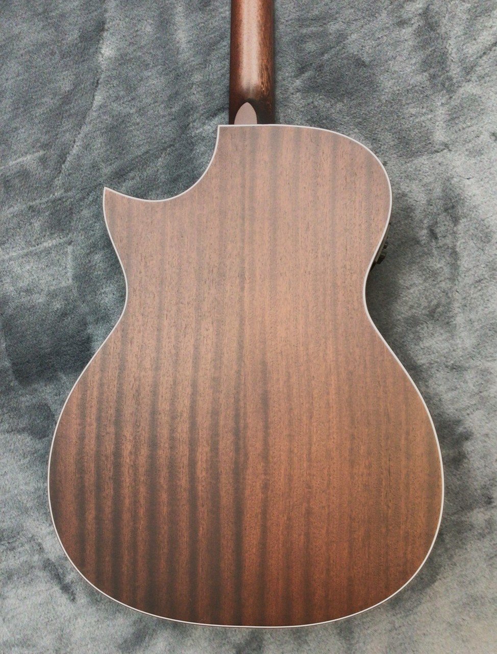 ARIA AF-101MHCE N マホガニーカッタウェイ ARIA AF-101MHCE N マホガニーカッタウェイ