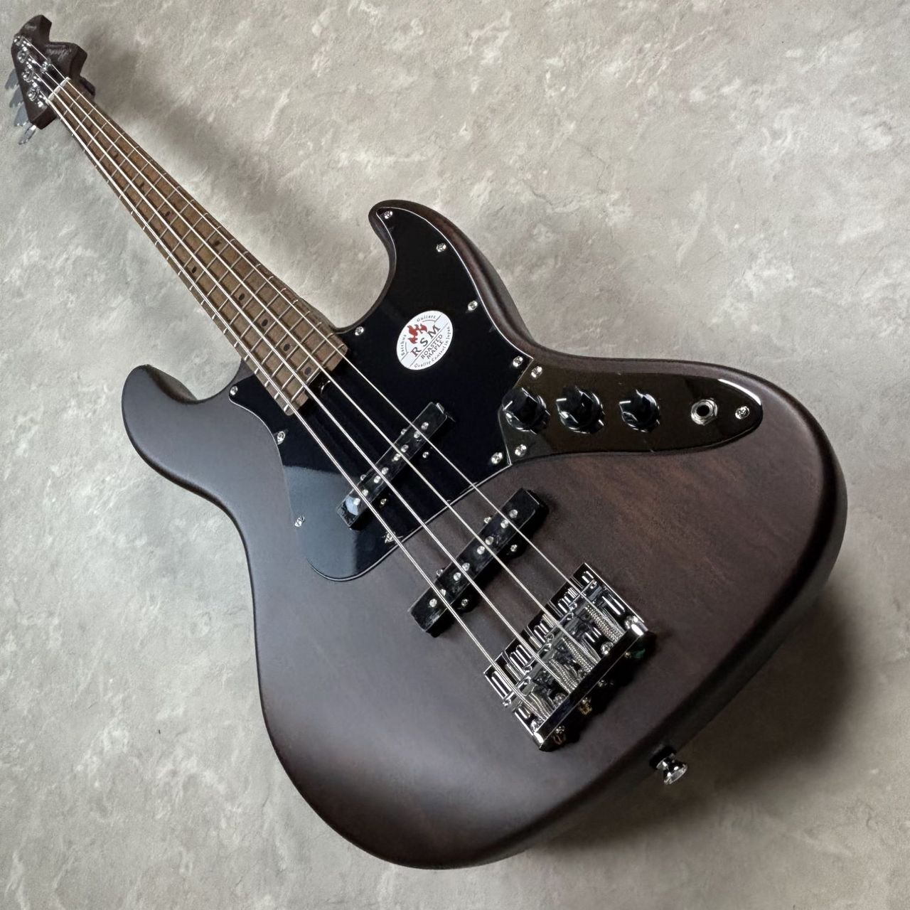 Bacchus WL4-STD/RSM CHG-S エレキベース ジャズべタイプ【現物写真