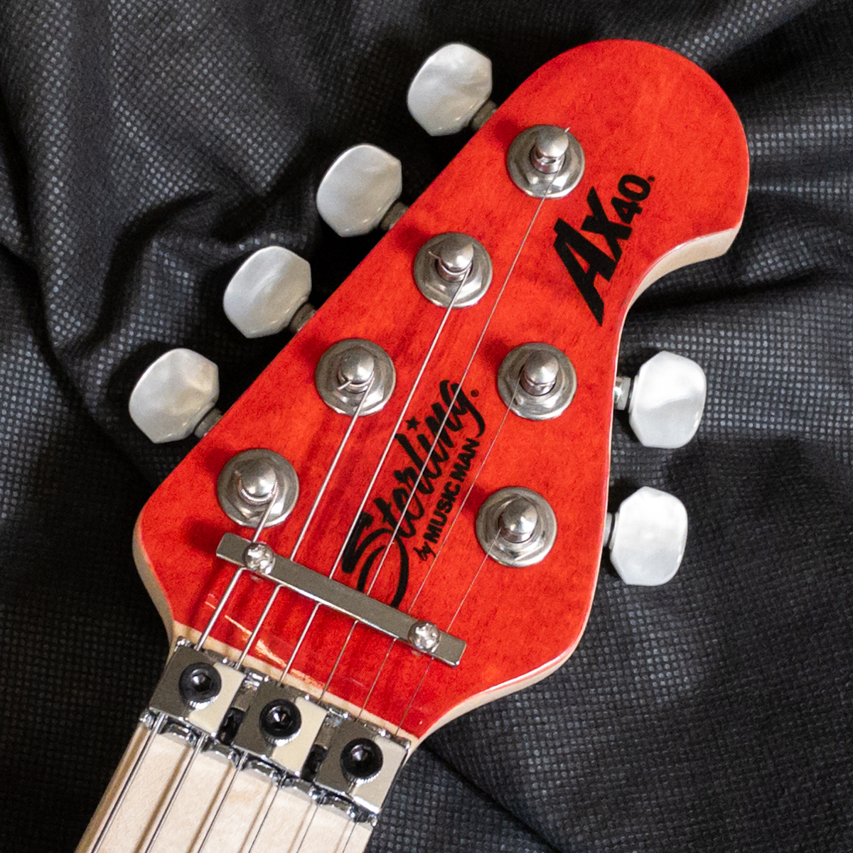 Sterling by MUSIC MAN SBMM AX40-TRD-M (Trans Red)（B級特価）【楽器