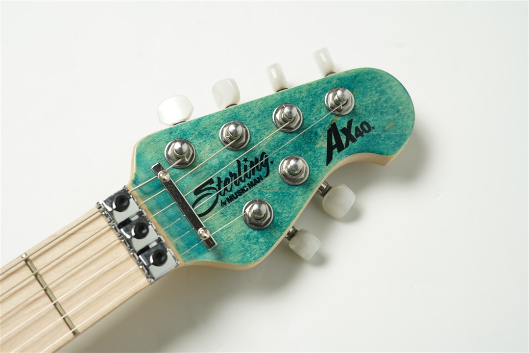 Sterling by MUSIC MAN AXIS AX40-TBL-M - Trans Blue（新品/送料無料