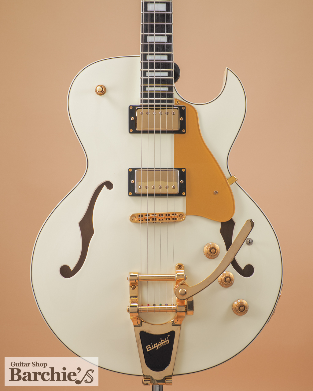 DEAN Colt Bigsby w/Piezo Vintage White（中古）【楽器検索