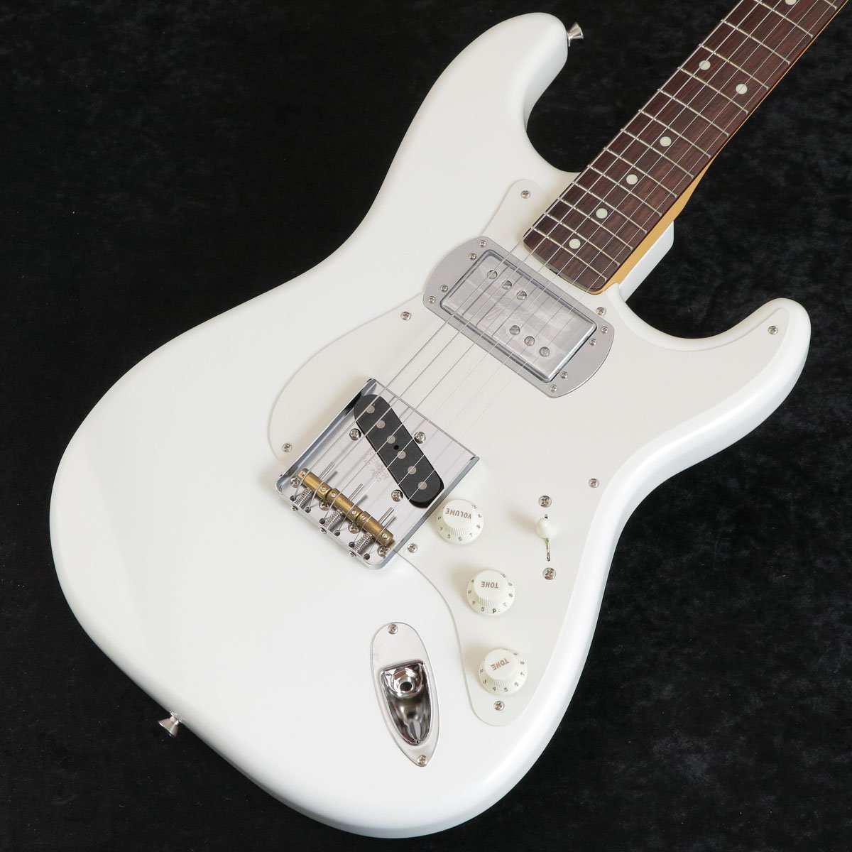 Fender Souichiro Yamauchi Stratocaster Custom Rosewood Fingerboard White【御茶ノ水本店】