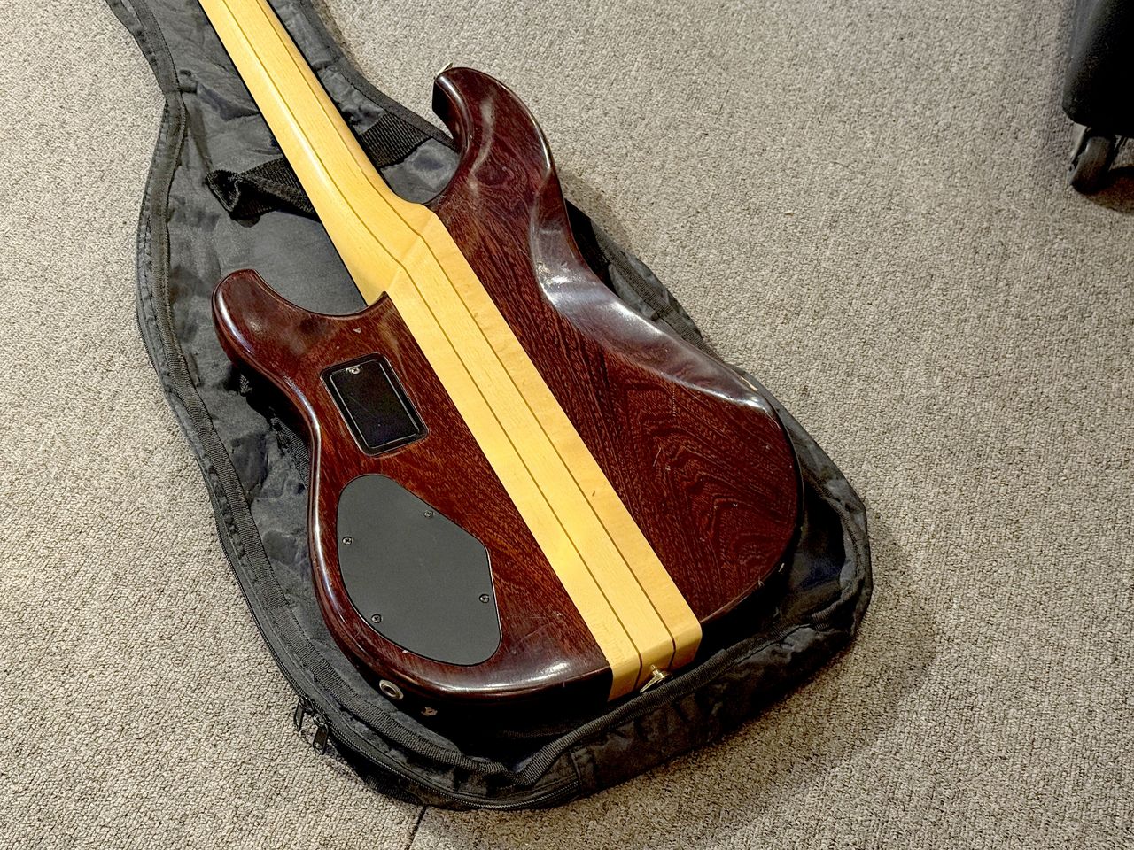 Ibanez MC924BS（ビンテージ）【楽器検索デジマート】