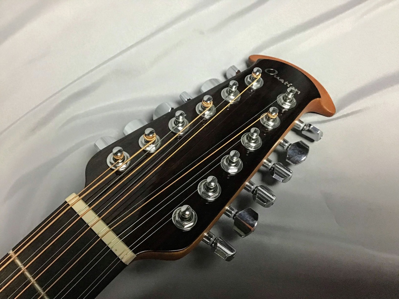 Ovation CE4412 Celebrity Elite Mid Depth Black 12弦