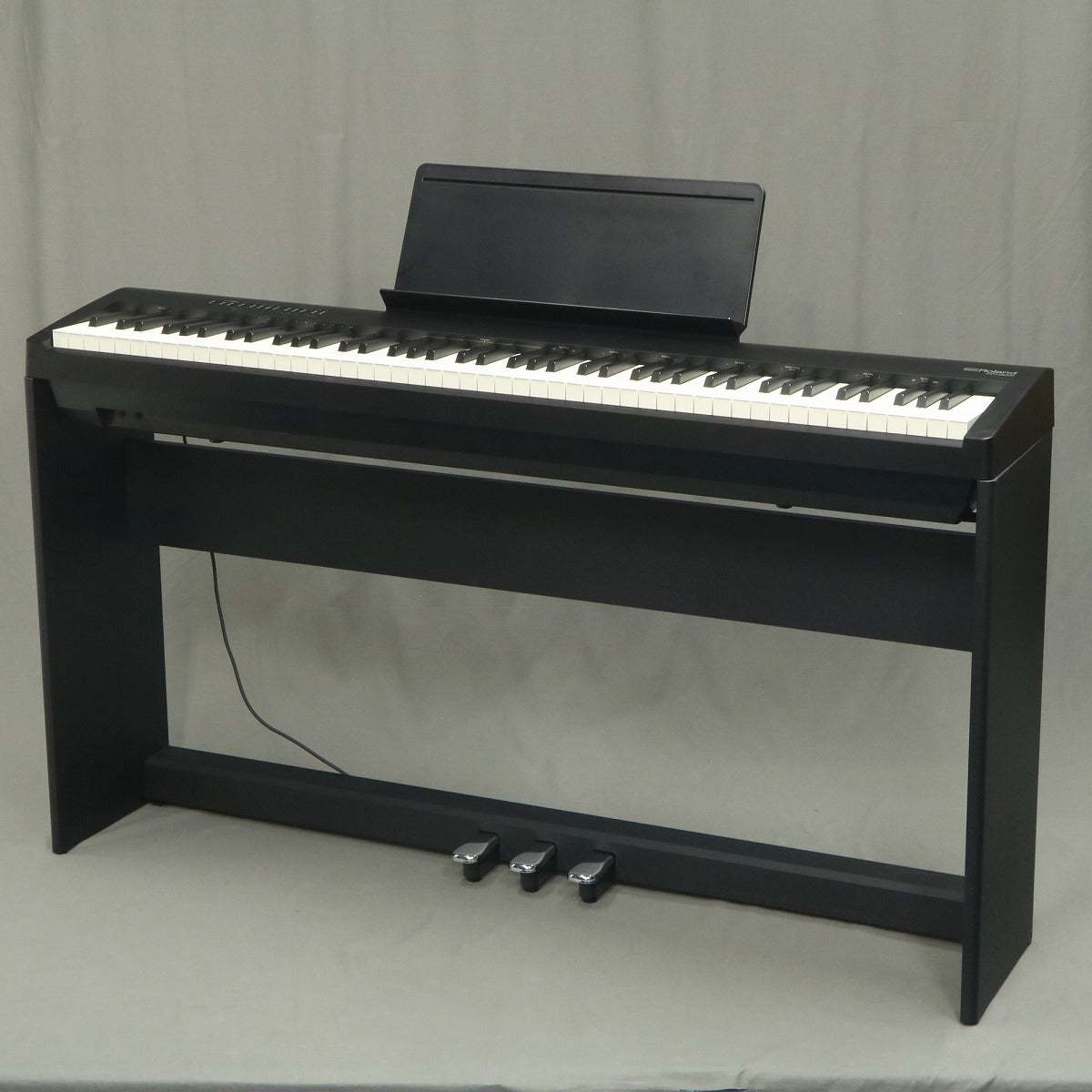 Roland FP-30X スタンド/3本ペダル付属 【御茶ノ水本店】（中古/送料