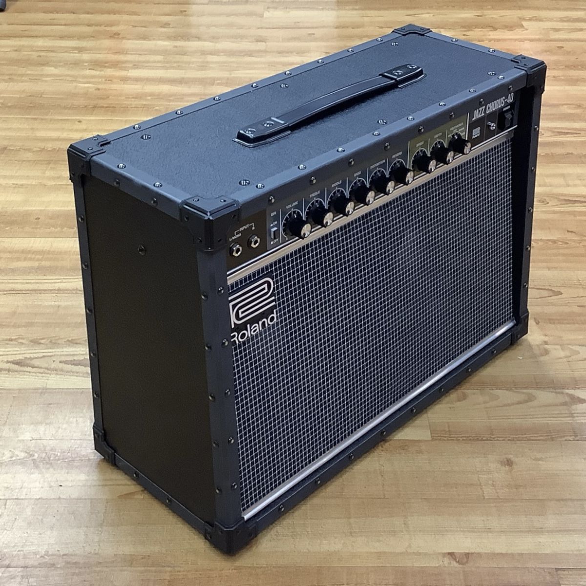 Roland JC-40（中古/送料無料）【楽器検索デジマート】