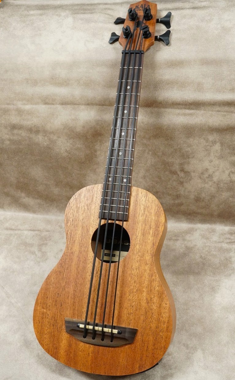 KALA UBASS-NOMAD-FS【ウクレレベース】【現物写真】（新品）【楽器