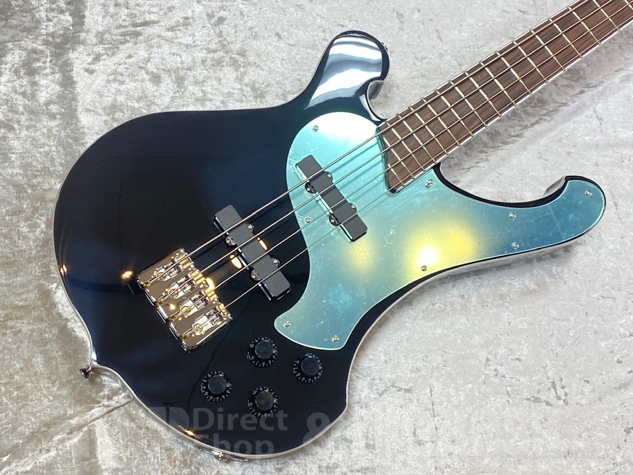菊池えーたんページ パフォーマンスストア限定】ホワイトグースダウンジャケット