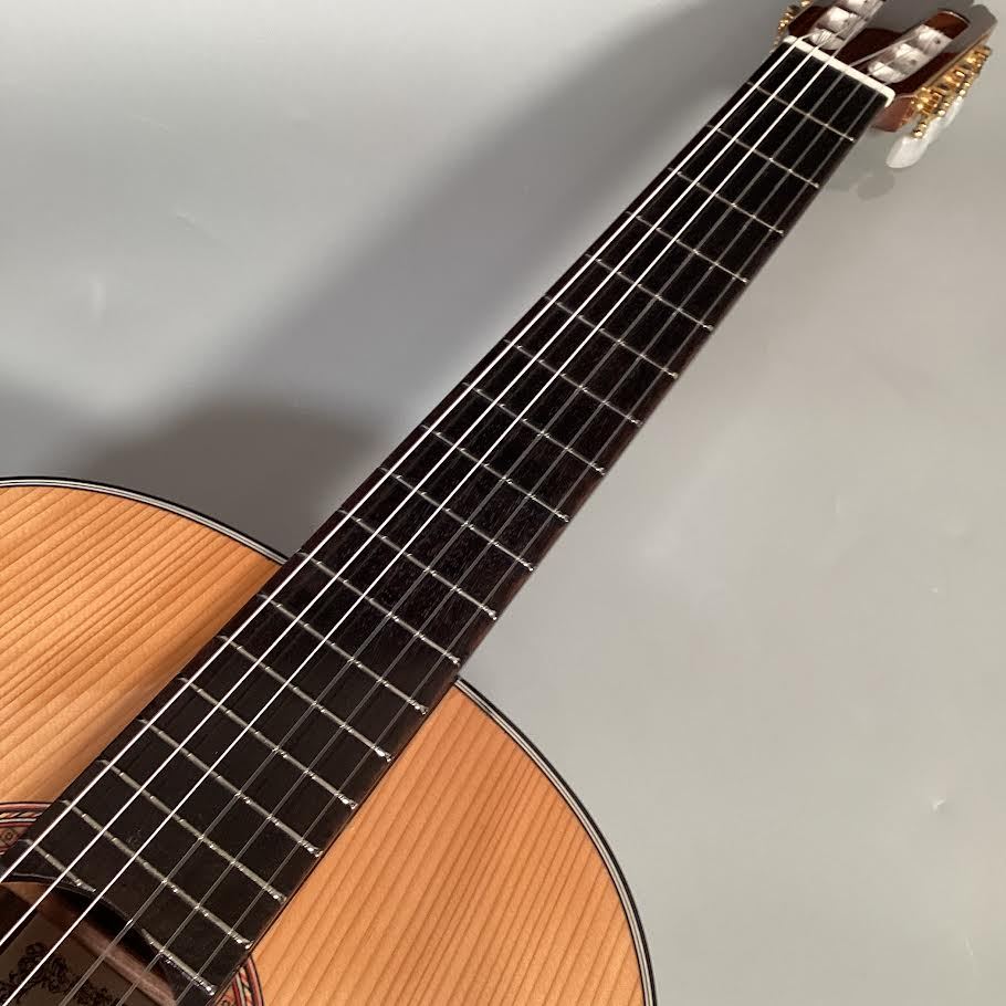 KODAIRA AST-90 クラシックギター 650mmスケール 表板：杉単板 / 横裏
