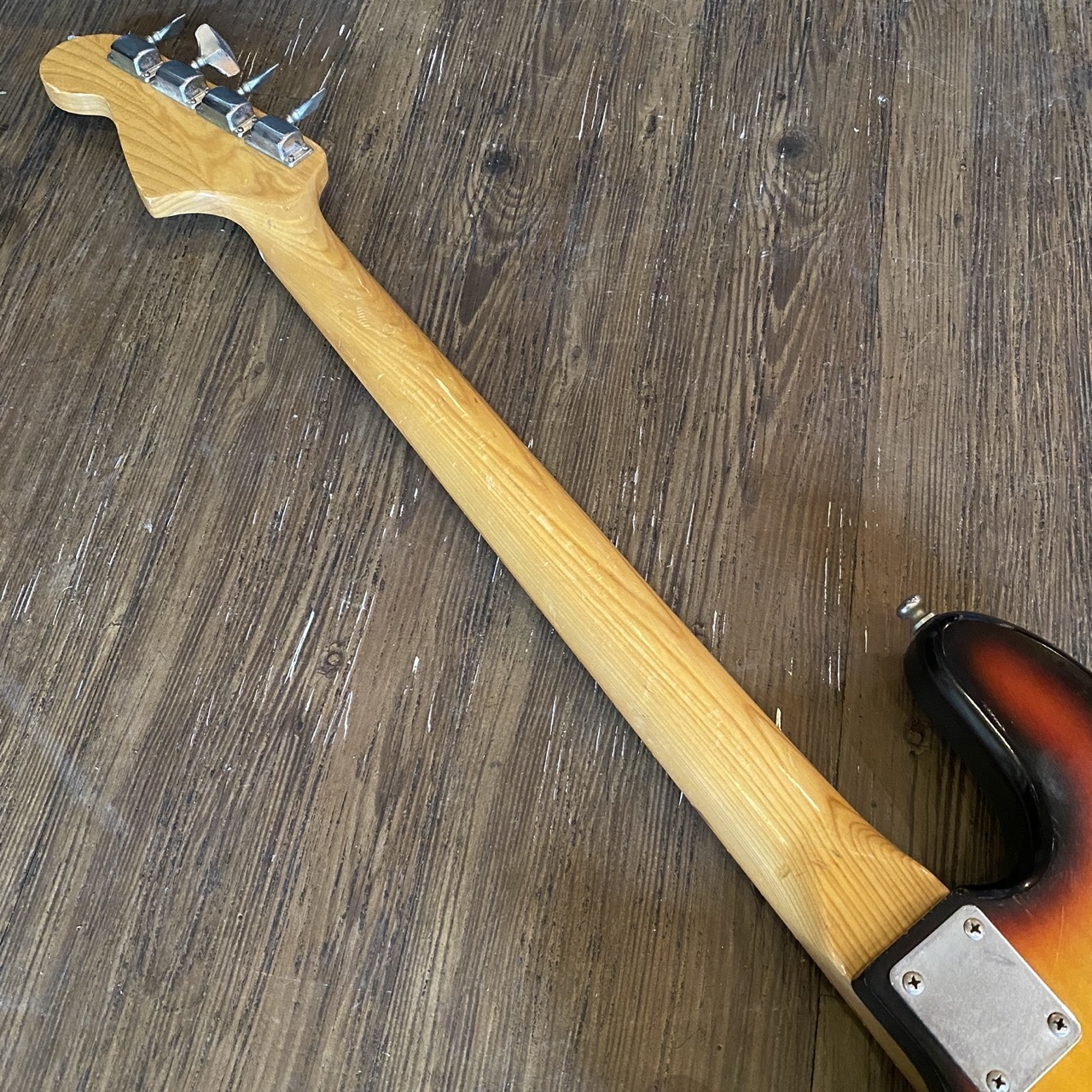 HOLLY Splendor Series Electric Bass Guitar（中古/送料無料）【楽器