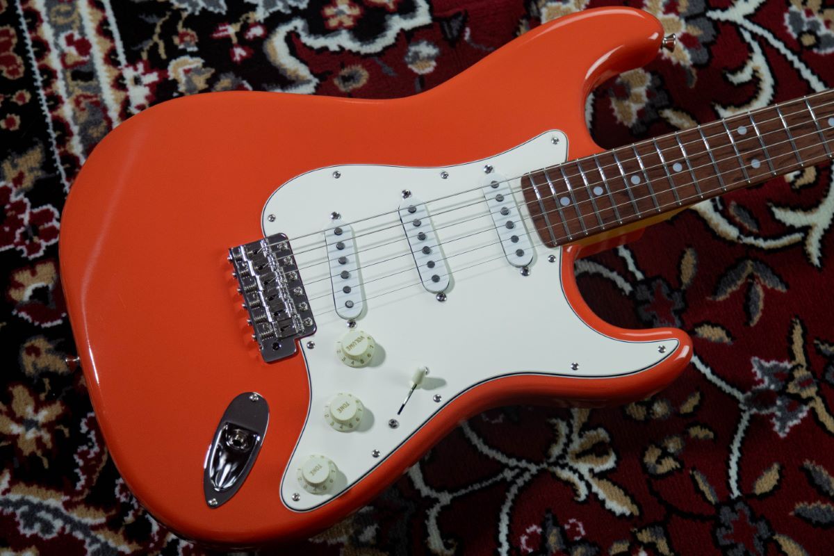 K.Nyui CUSTOM GUITARS エレキギター レッド K.Nyui CUSTOM GUITARS