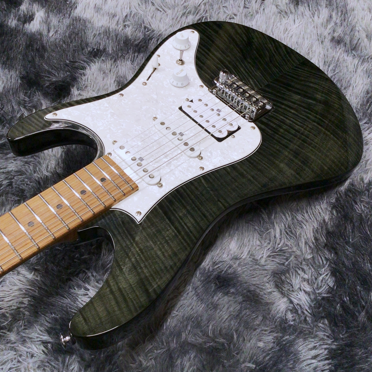 Ibanez AZ224F-BI (Black Ice) -Premium Series-【中古品】【2019年製