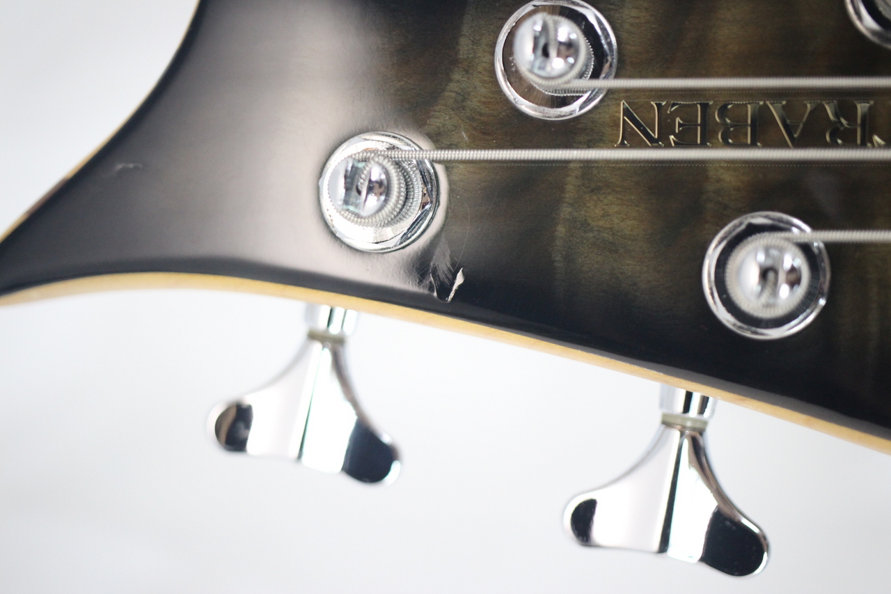 美品　TRABEN トラベン　フェニックス　ベース　4弦モデル　ハードケース付き 美品 TRABEN トラベン フェニックス ベース 4弦モデル ハードケース