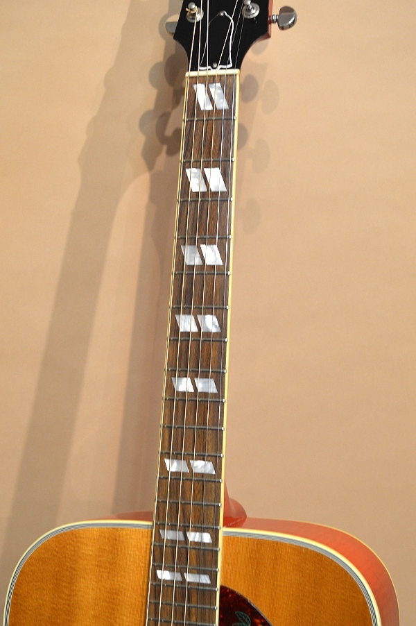 Gibson Custom Shop DOVE 2015年製（中古/送料無料）【楽器検索