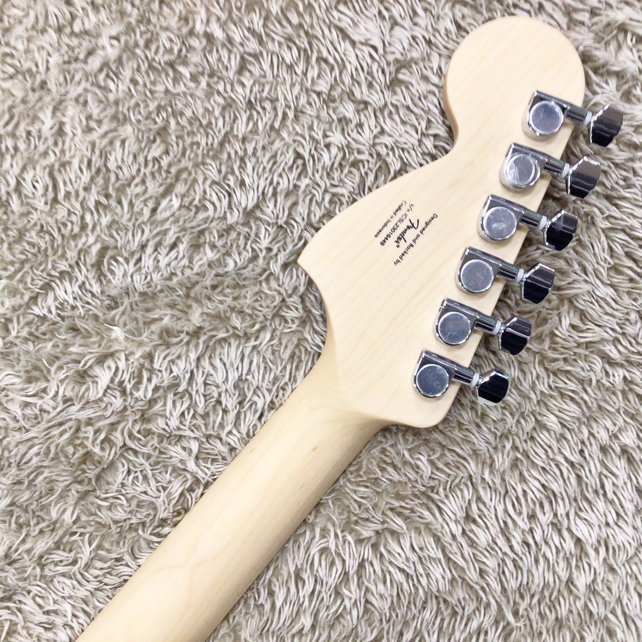 Squier by Fender Affinity Stratocaster MN WPG OLW (Olympic  White)（新品/送料無料）【楽器検索デジマート】