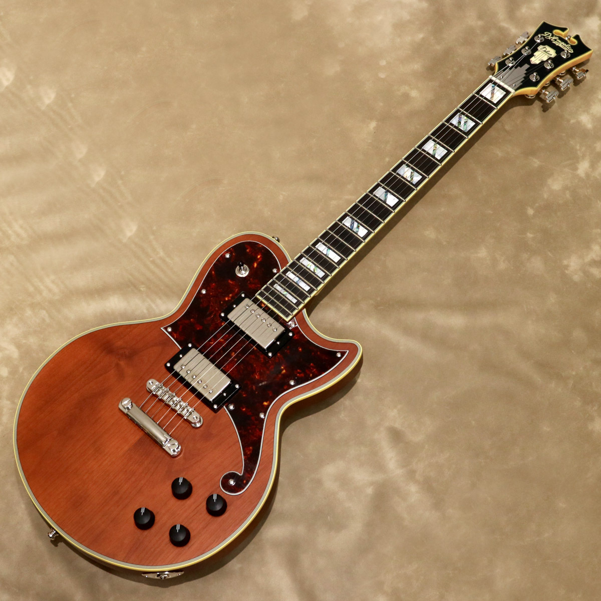 D'Angelico Deluxe Series Deluxe Atlantic, Matte Walnut（新品/送料