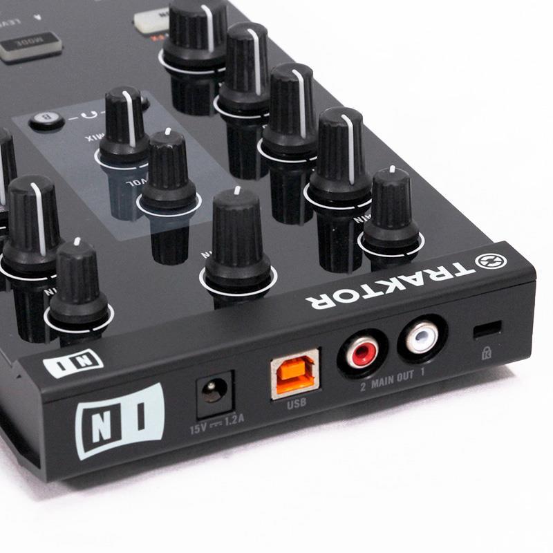 TRAKTOR KONTROL Z1 【中古】 NATIVE INSTRUMENTS USED 中古 TRAKTOR KONTROL Z1（中古