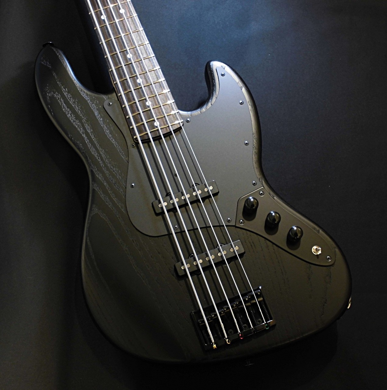 Black Smoker STD BETA J5 XL / Black (Open Pore Matte)【Black Black Smoker】