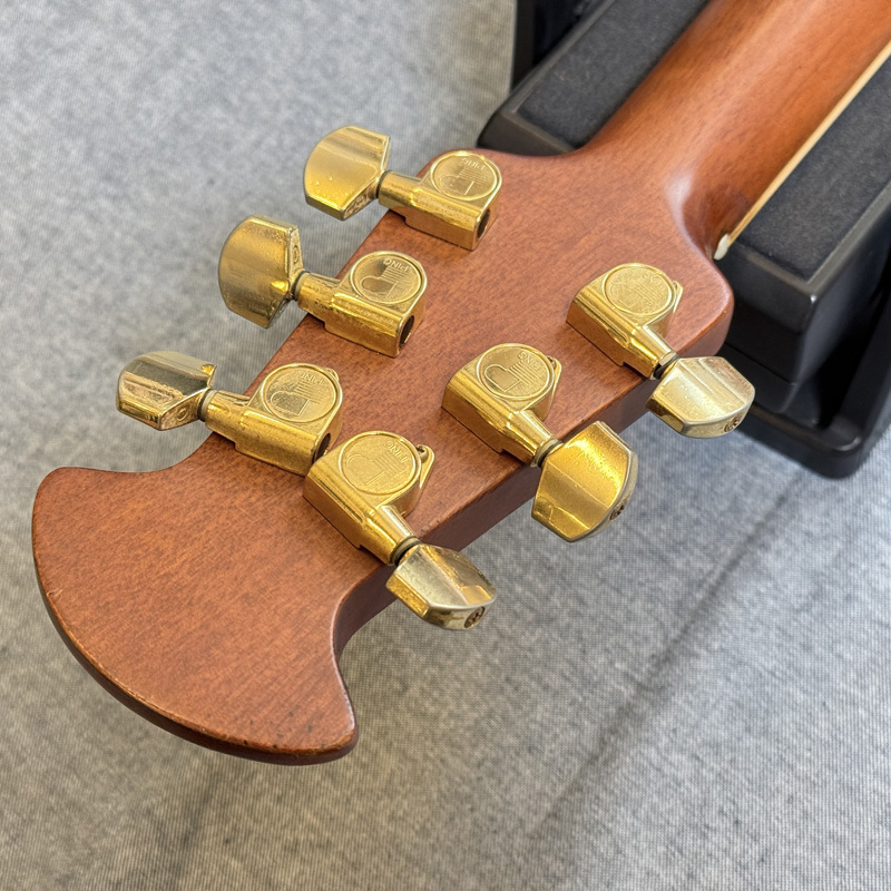 Ovation Celebrity Deluxe CC247（中古）【楽器検索デジマート】