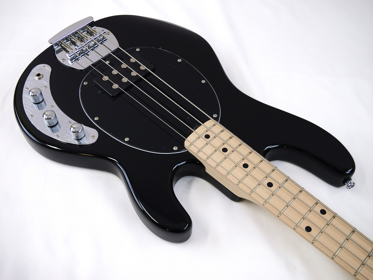 Sterling by MUSIC MAN S.U.B. Series RAY4 (Black)（新品/送料無料