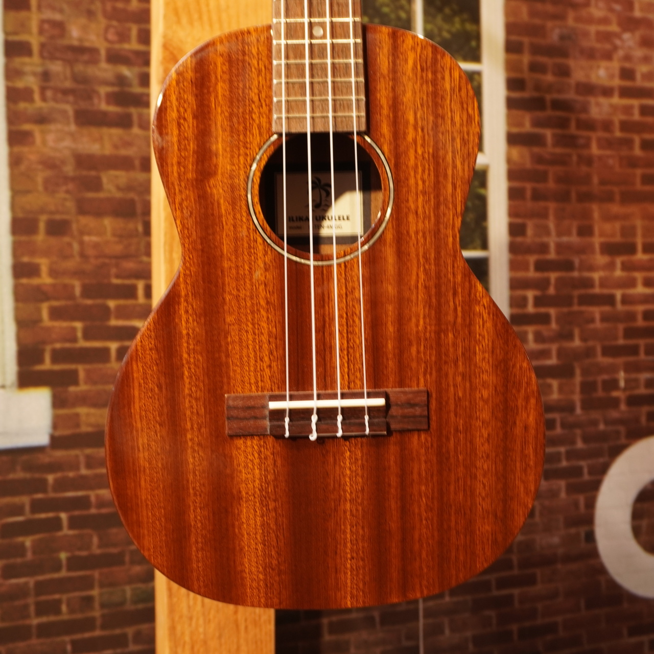 ILIKAI IL-TEN-4MGG【マホガニー単板】【グロス】（新品）【楽器