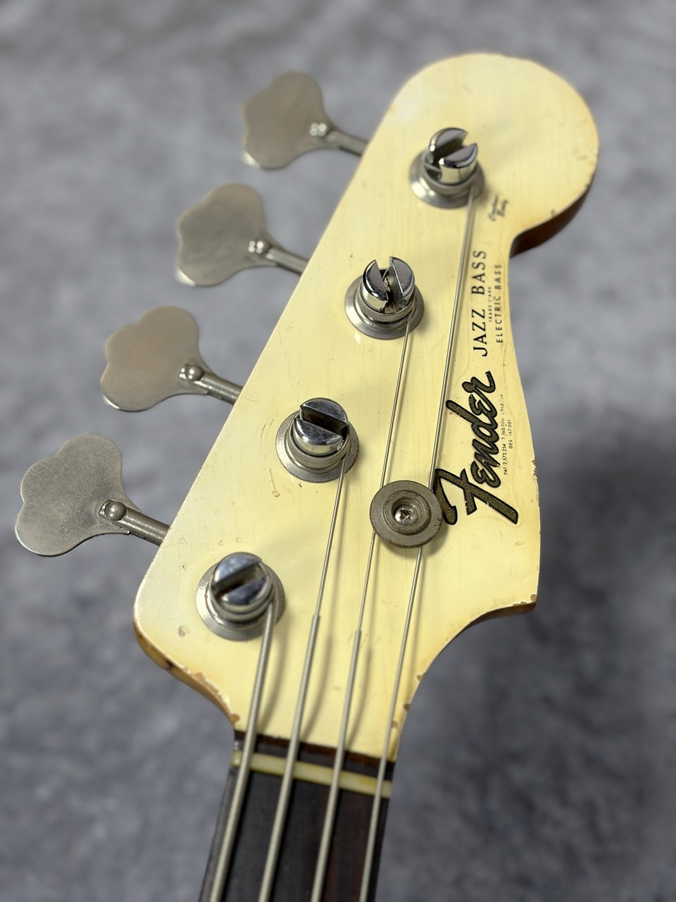 Fender 1964 Jazz Bass - Olympic White -【4.08kg】（ビンテージ