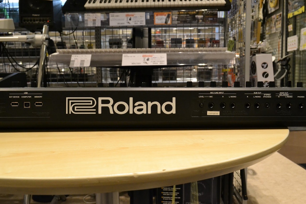 Roland FANTOM-06 61鍵盤 シンセサイザー ソフトケース付属