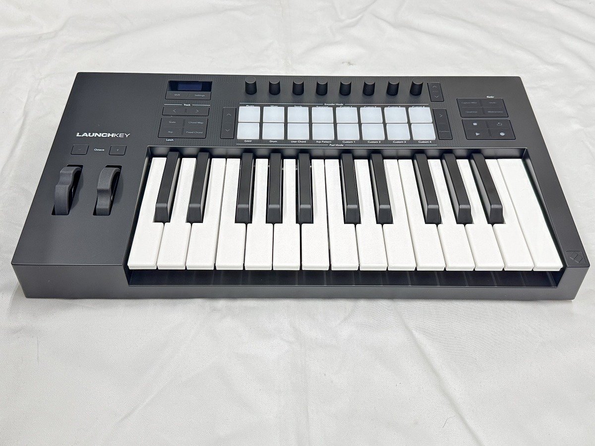 Novation Launchkey 25 MK4 25鍵フルサイズ・シンセアクション鍵盤