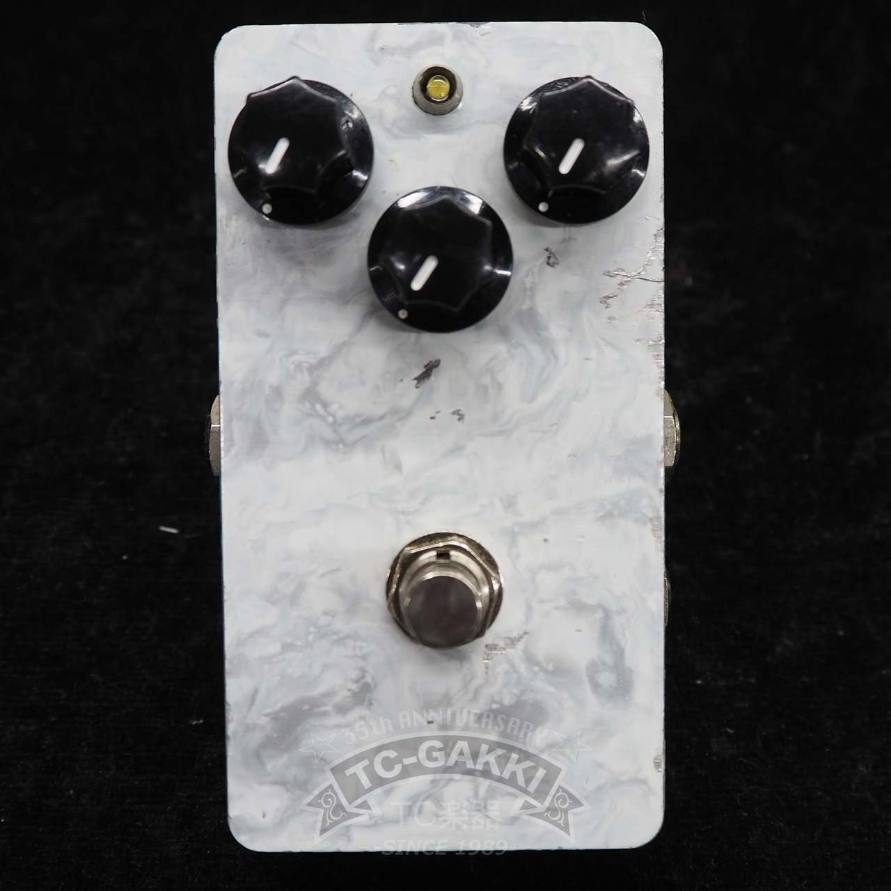 ギター Leqtique Maestoso Cloudy White Limited Leqtique Maestoso Cloudy White Limited（中古）【楽器検索デジマート】