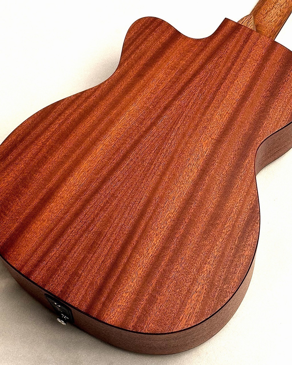 Martin 【総額,000相当の弦をプレゼント!】000CJRE #3064772