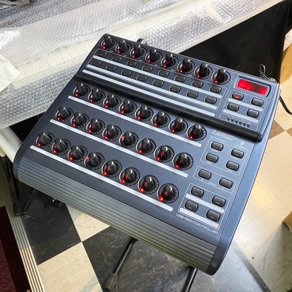 BEHRINGER BCR2000 B-Control Rotary（中古）【楽器検索デジマート】