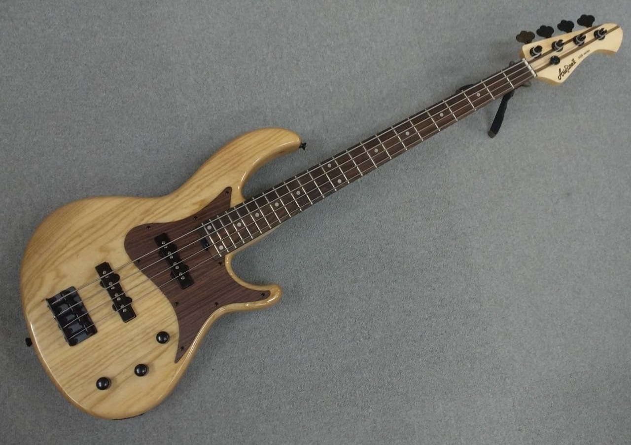 ARIA pro 2 RSB シリーズ 日本製 作りの良いベースです 調整済み！