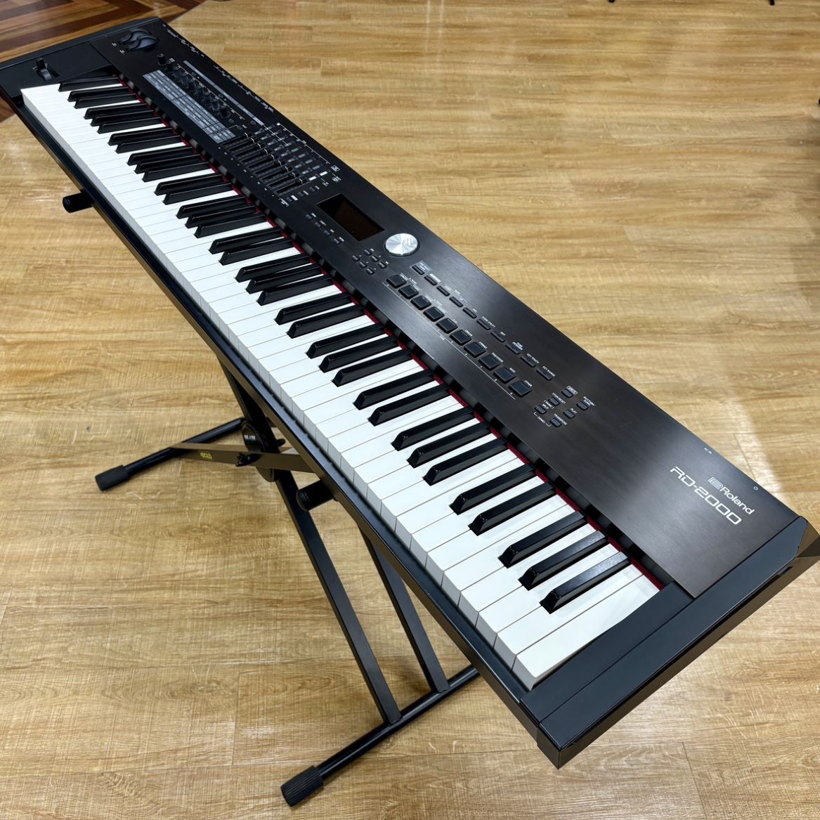 Roland RD-2000 ステージピアノ【展示品売切のため特別価格】（B級特価
