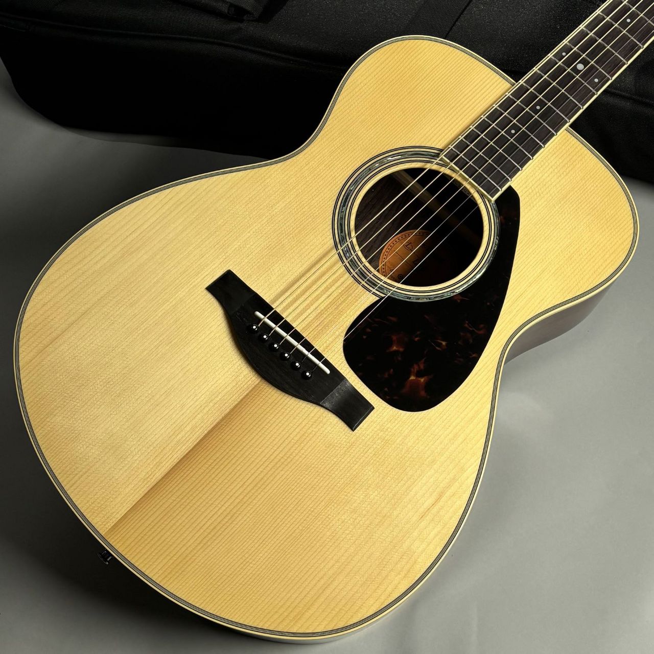 調整クリーニング済　サドル牛骨　LS6 ARE 美品 ヤマハ　エレアコ 調整クリーニング済 サドル牛骨 LS6 ARE 美品 ヤマハ エレアコ 調整